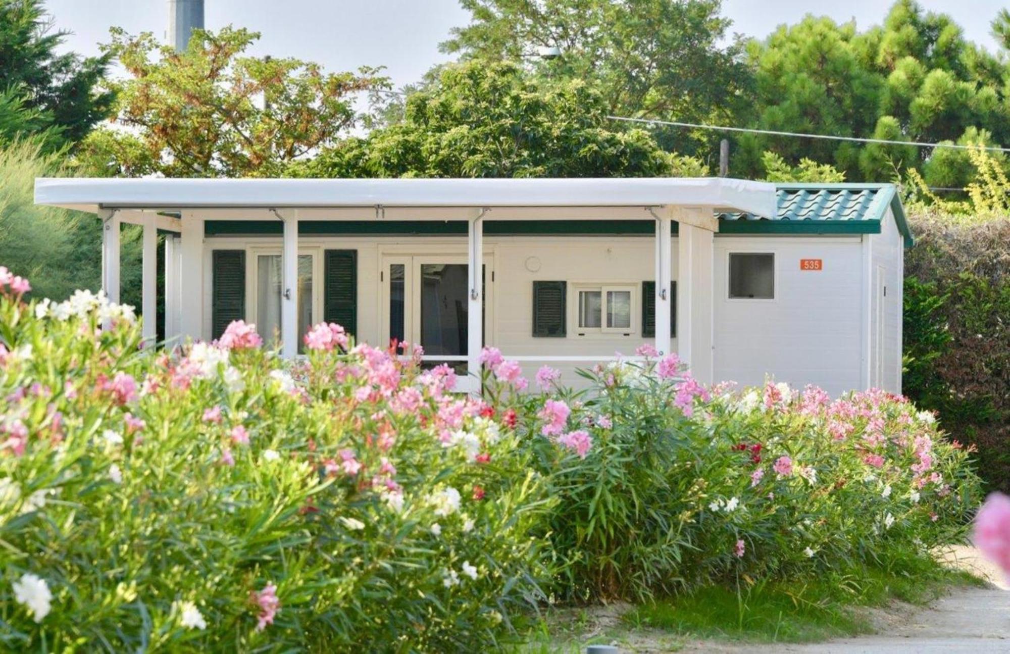 Isamar Holiday Village Ca Lino Camera foto The station building