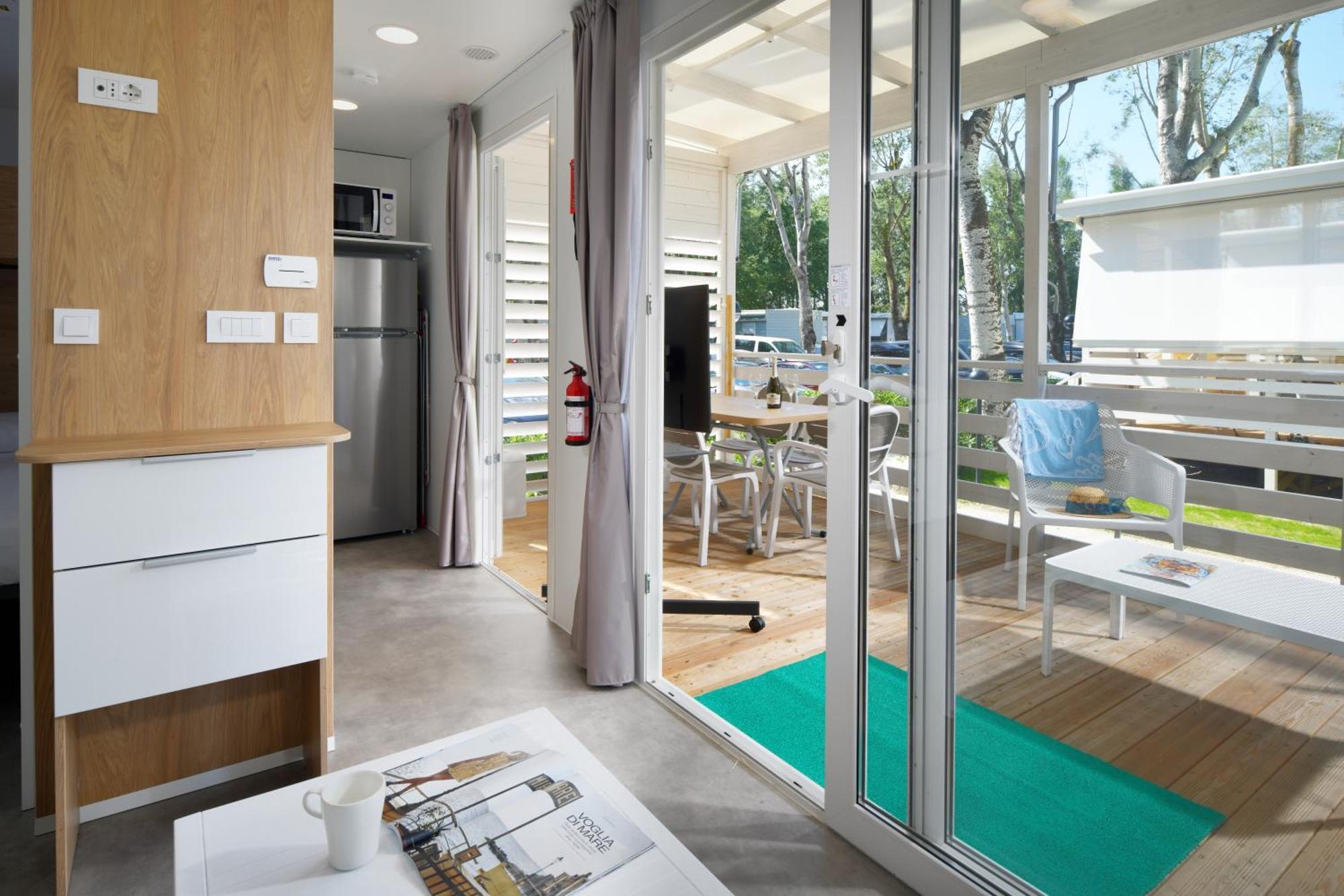 Isamar Holiday Village Ca Lino Esterno foto Interior of a mobile home